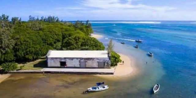 Batelage de bel ombre mauritius’ historic maritime sugar transport system  (3)